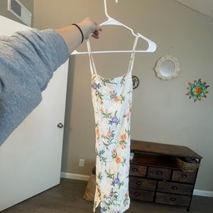 Forever 21 floral lace dress